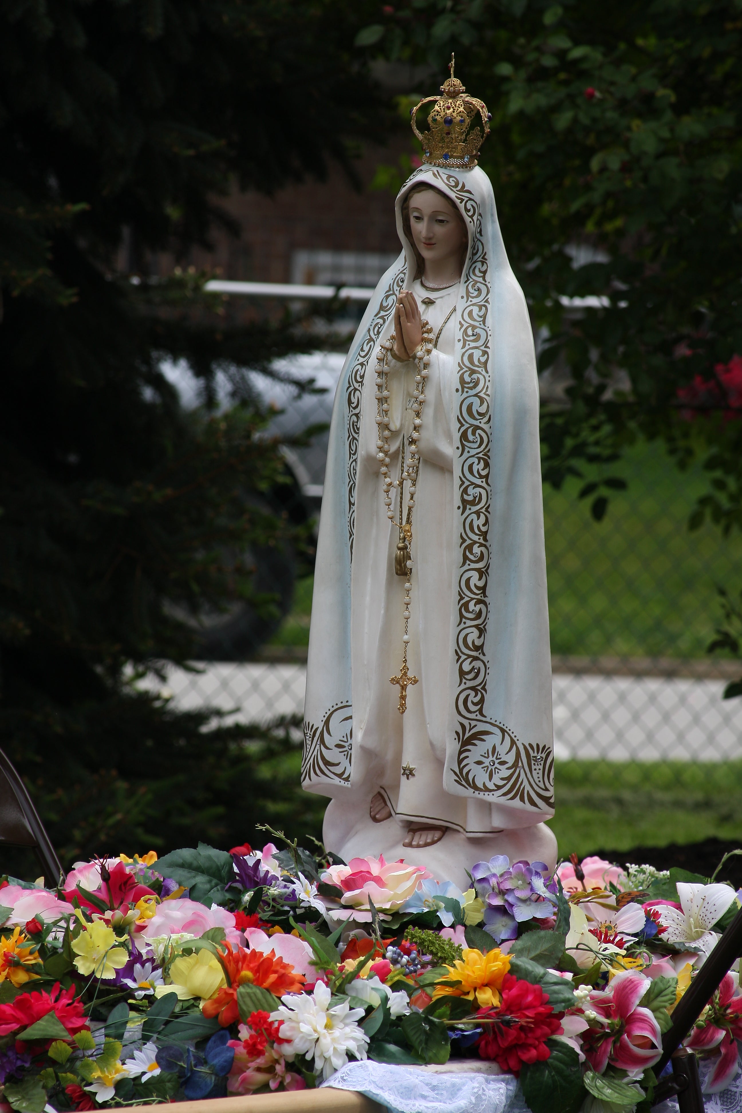 our lady of fatima dress code Our Lady Fatima Statue Stock Photo 704741236